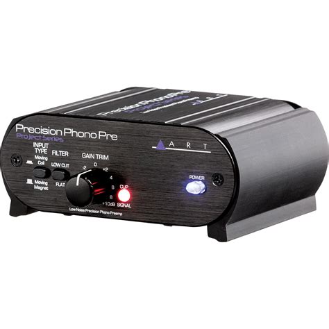 Amplifiers, CD players, Phono preamplifiers .